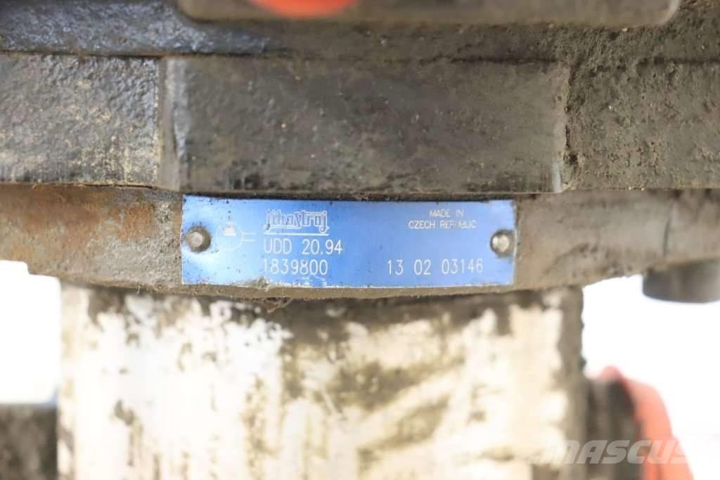 GiANT V 6004 T Hidraulikos įrenginiai