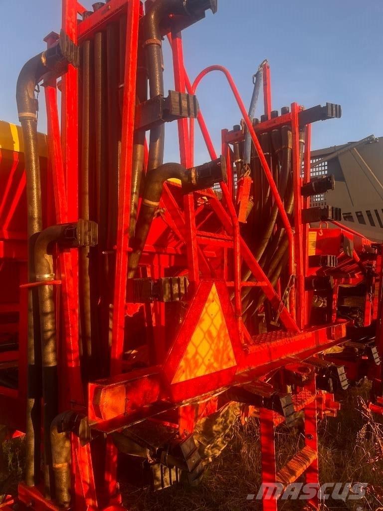 Överum 4012 Mineralinių trąšų barstytuvai