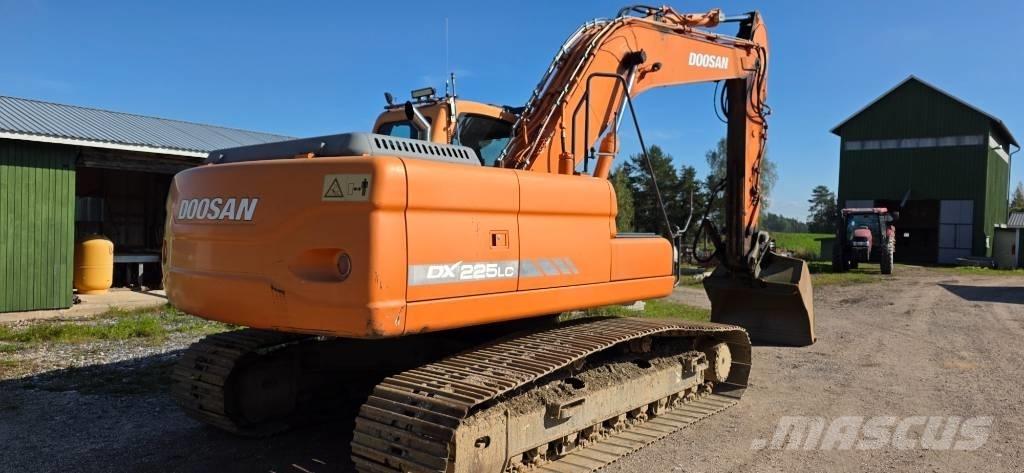 Doosan DX 225 LC Vikšriniai ekskavatoriai
