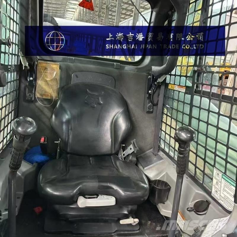 Bobcat S 770 Krautuvai su šoniniu pasukimu