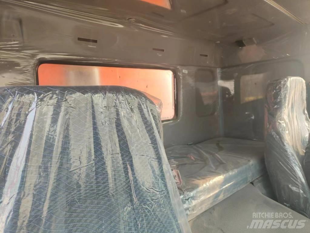 Howo 371 8x4 Savivarčių priekabų vilkikai