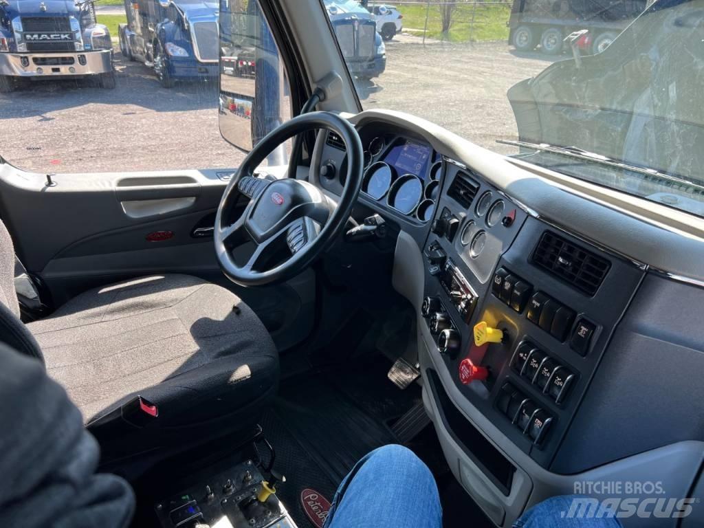 Peterbilt 579 Savivarčių priekabų vilkikai