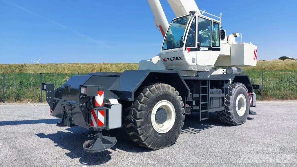 Terex A600 Neapdoroto reljefo kranai