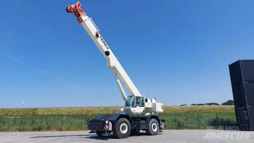 Terex A600 Neapdoroto reljefo kranai