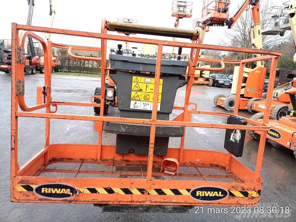 JLG 520AJ Alkūniniai keltuvai