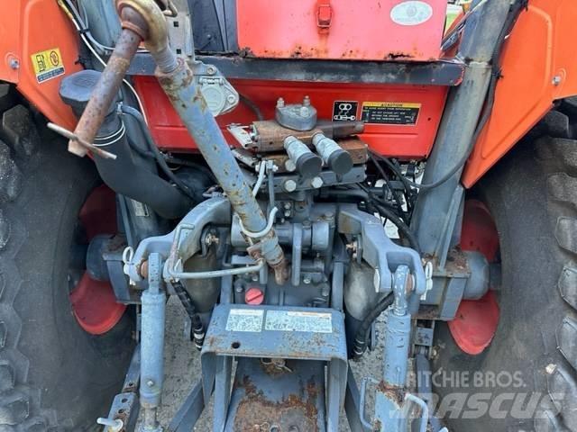 Kubota M 5040 Traktoriai