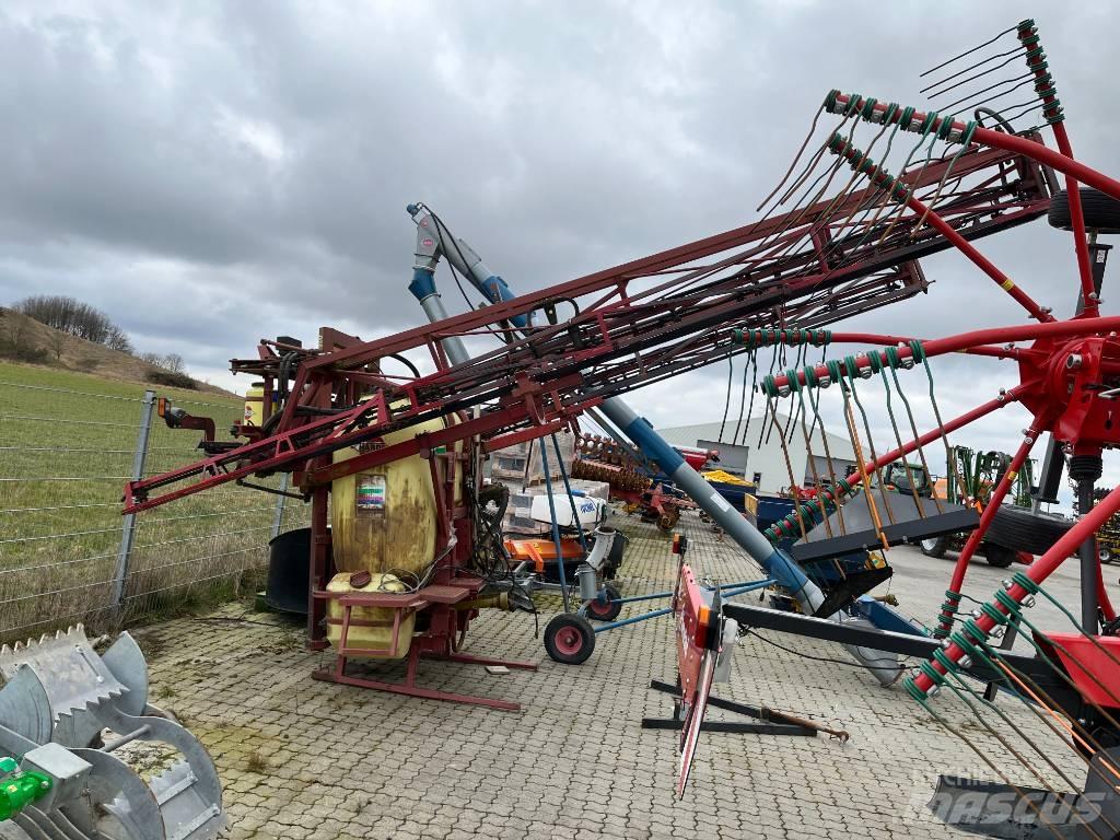 Hardi Mega 1200 Įmontuoti purkštuvai