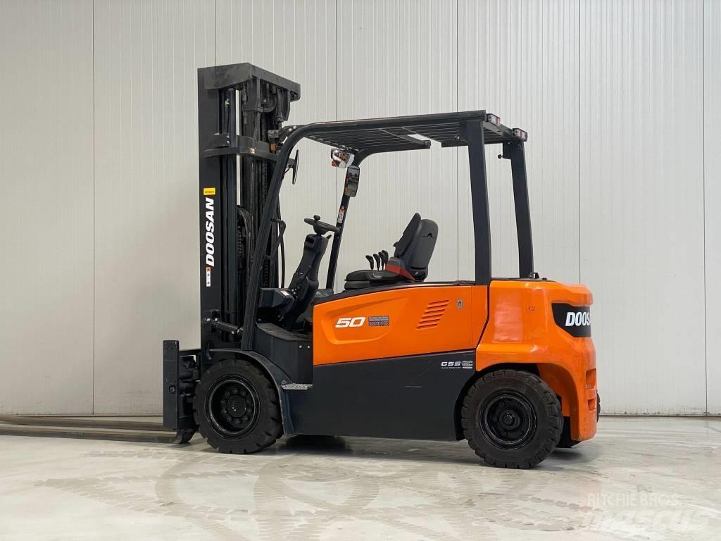 Doosan B50XC-7 Elektriniai šakiniai krautuvai