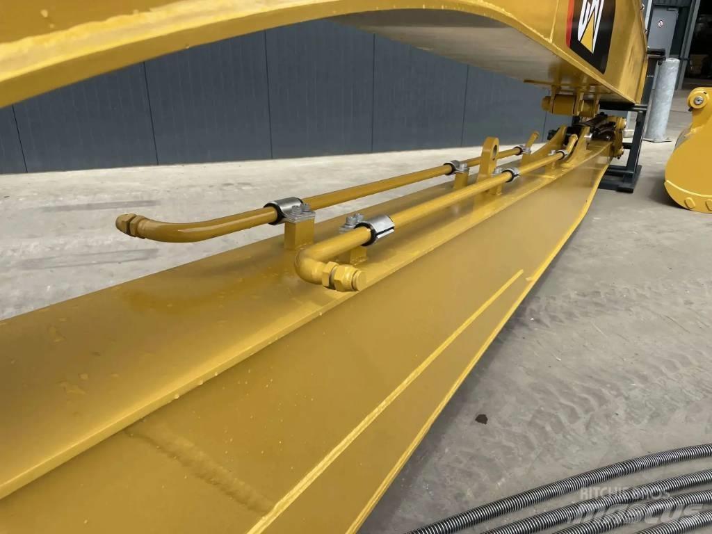 CAT 323F 18m Set Tranšėjų kasimo technika