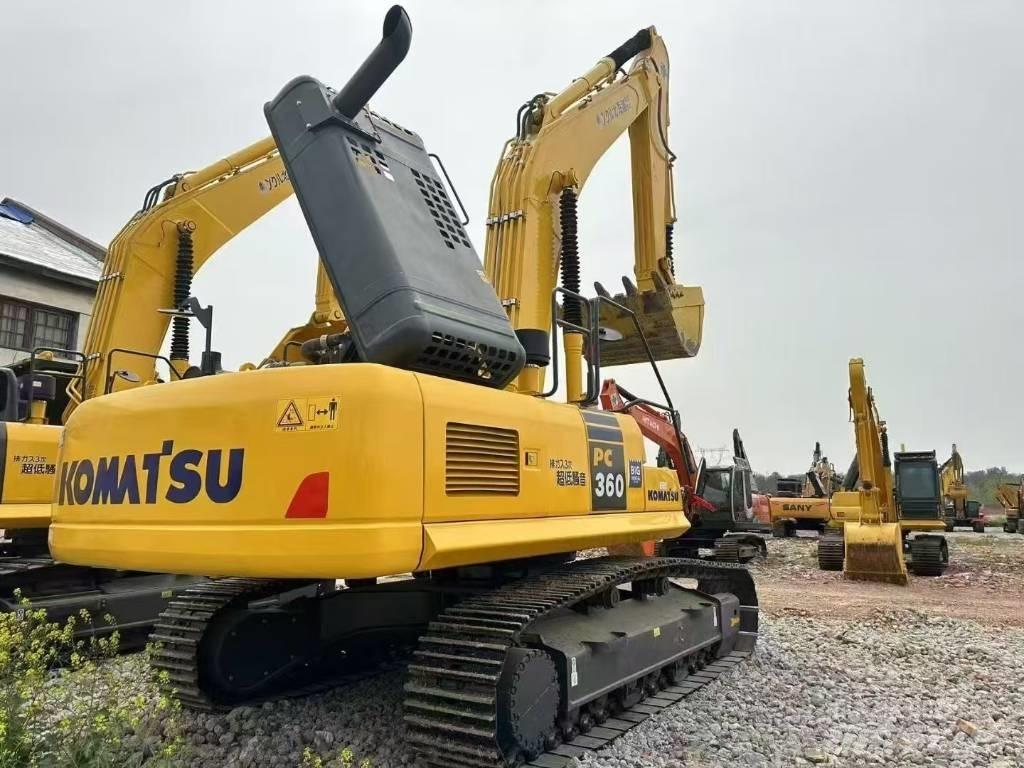 Komatsu 360-8MO Vikšriniai ekskavatoriai