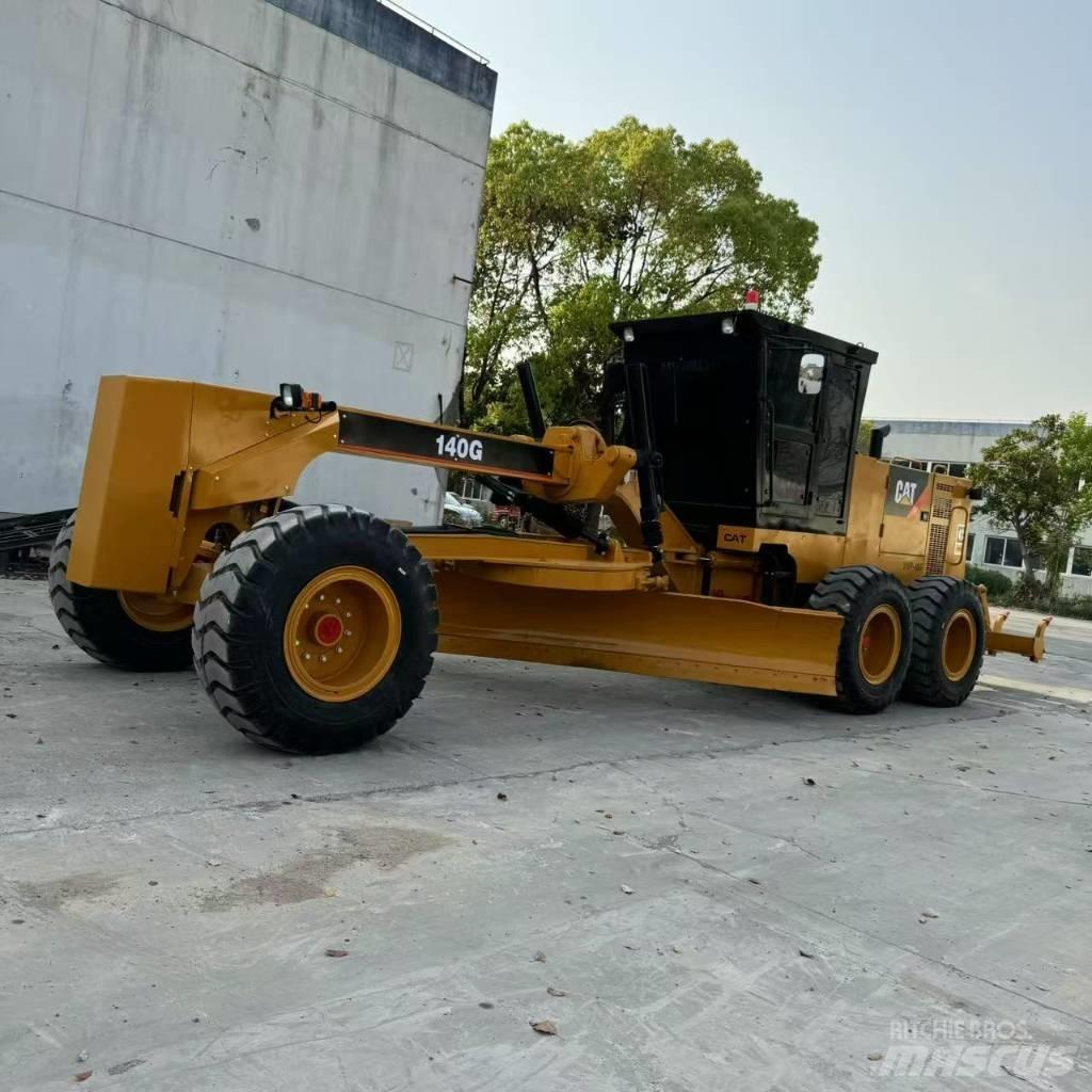 CAT 140 G Greideriai