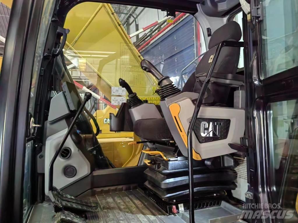 CAT 320 Vikšriniai ekskavatoriai