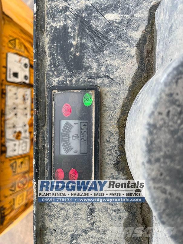 JCB 3STH Statybiniai savivarčiai sunkvežimiai