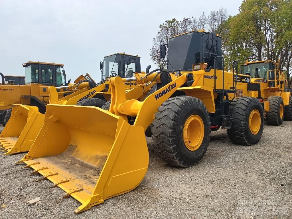 Komatsu WA 380 Naudoti ratiniai krautuvai
