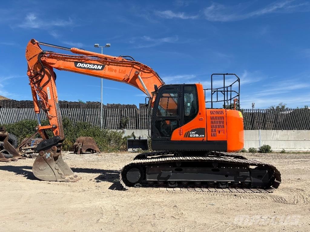 Doosan DX 235 LCR Vikšriniai ekskavatoriai