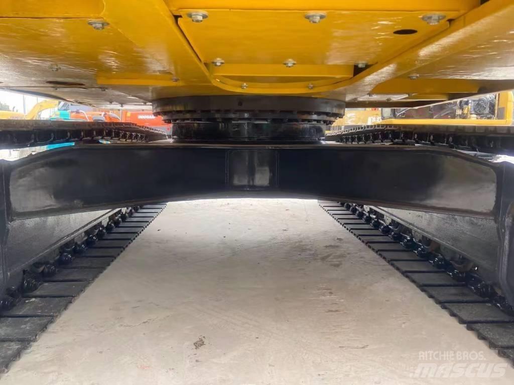 Komatsu PC 130 Vikšriniai ekskavatoriai