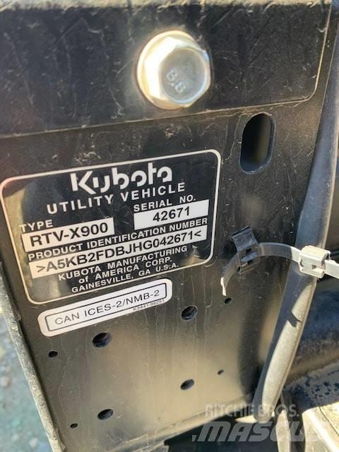 Kubota X900 Visureigiai