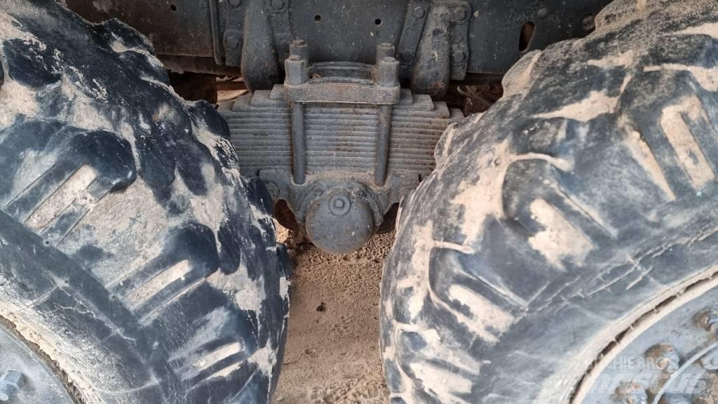 ZIL 157 K 6x6 Sunkvežimiai su dengtu kėbulu