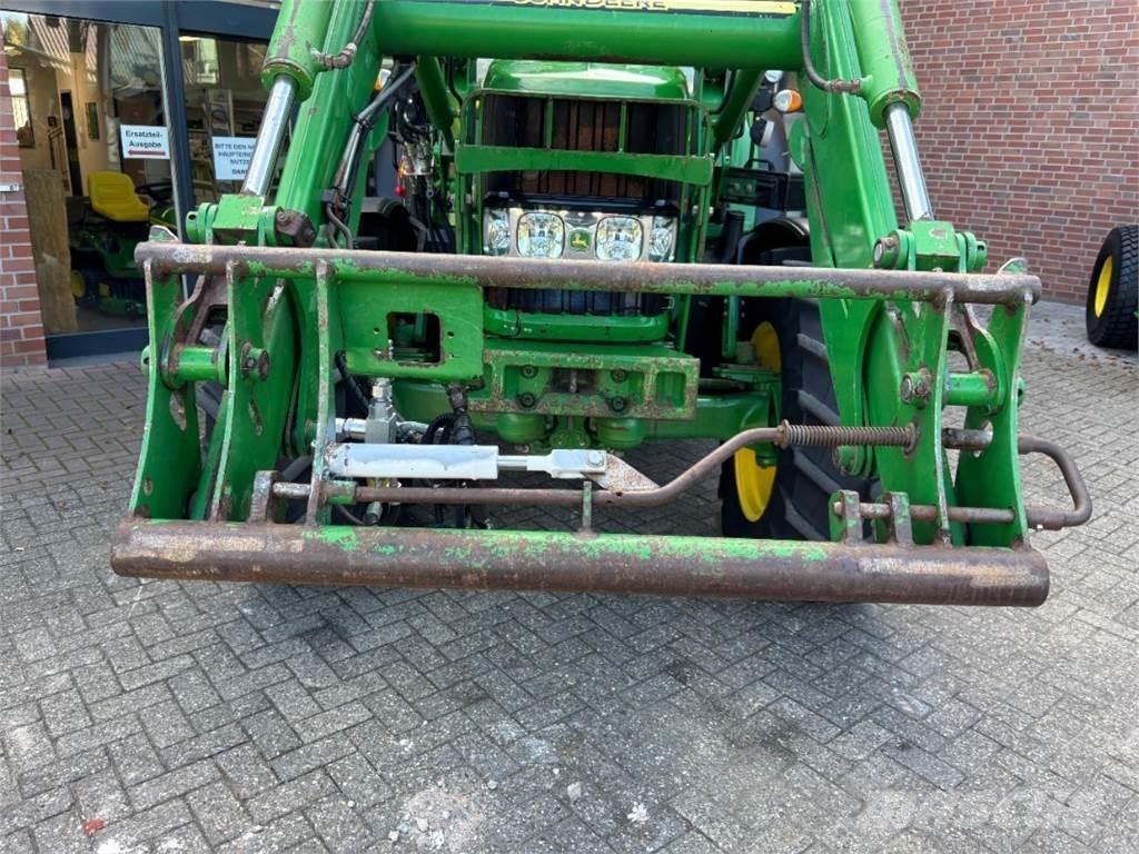 John Deere 6530 Traktoriai