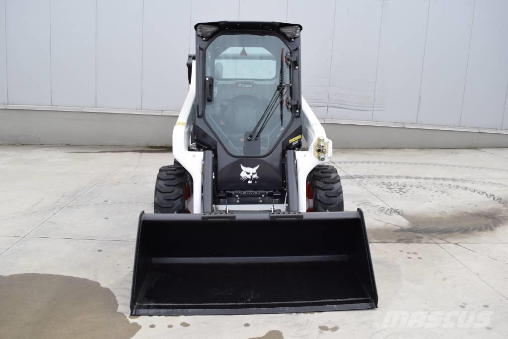 Bobcat S 64 Krautuvai su šoniniu pasukimu