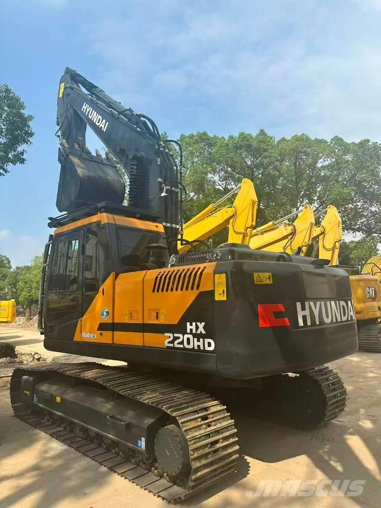 Hyundai HX220HD Vidutinės galios ekskavatoriai 7-12 t