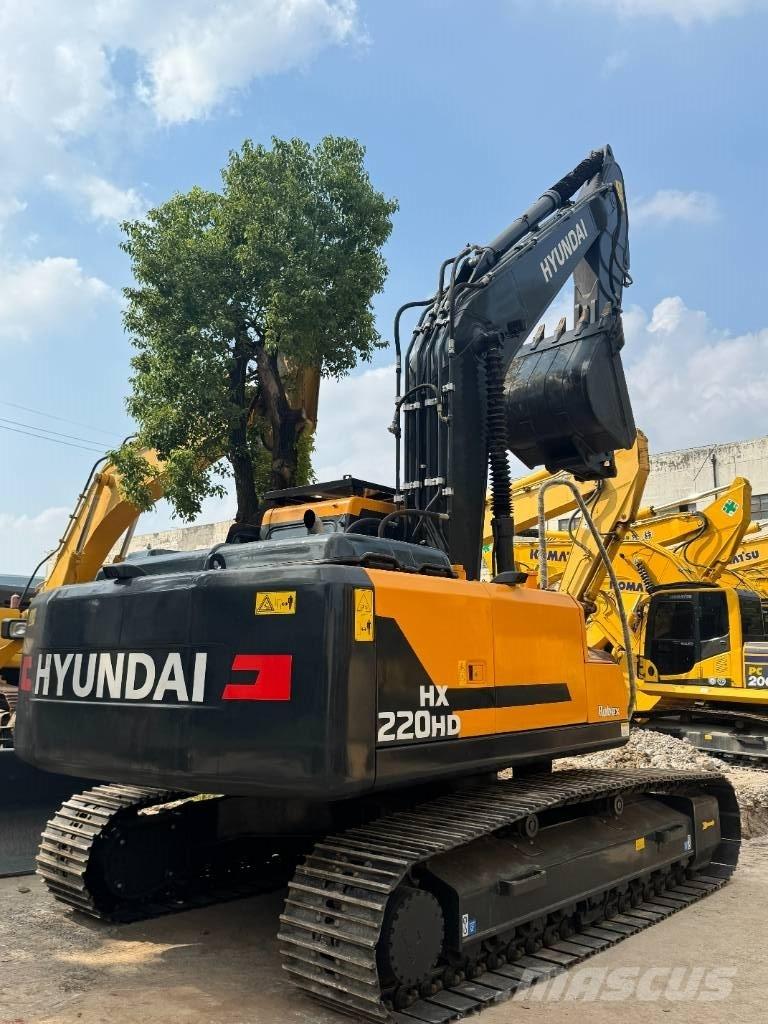 Hyundai HX220HD Vidutinės galios ekskavatoriai 7-12 t