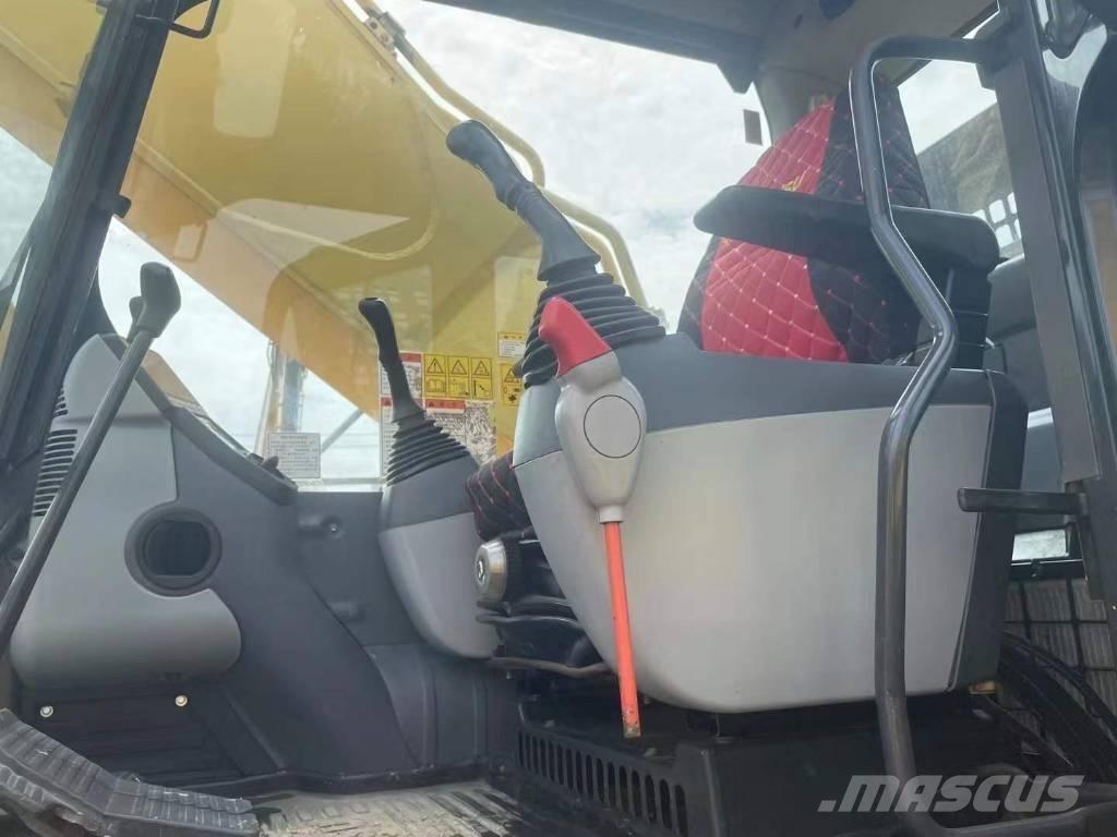 Komatsu PC 450-8 Vikšriniai ekskavatoriai