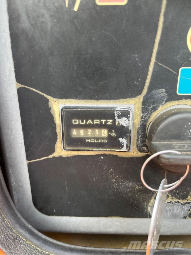 JLG 600 AJ Alkūniniai keltuvai