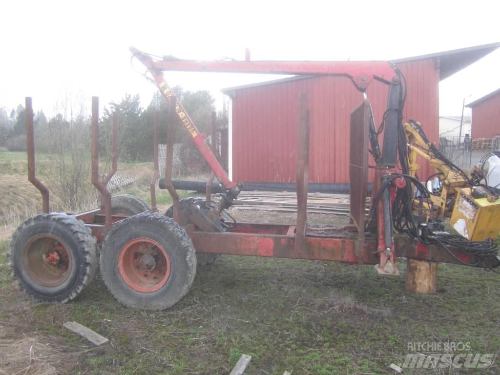 Patu 500 + Metsäkärry Miškovežių priekabos
