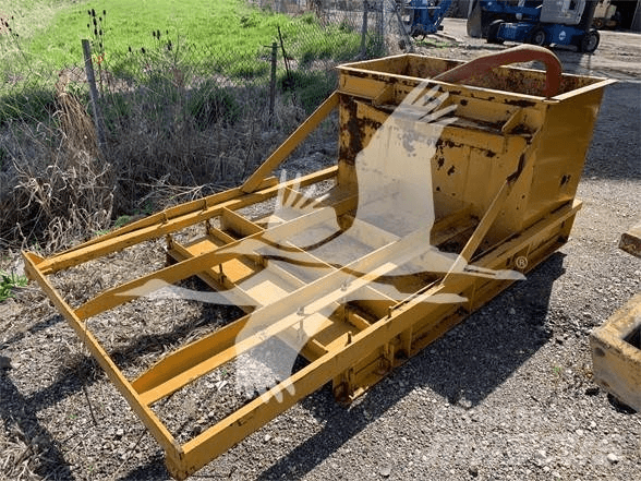 CAT 2285832 Kaušai