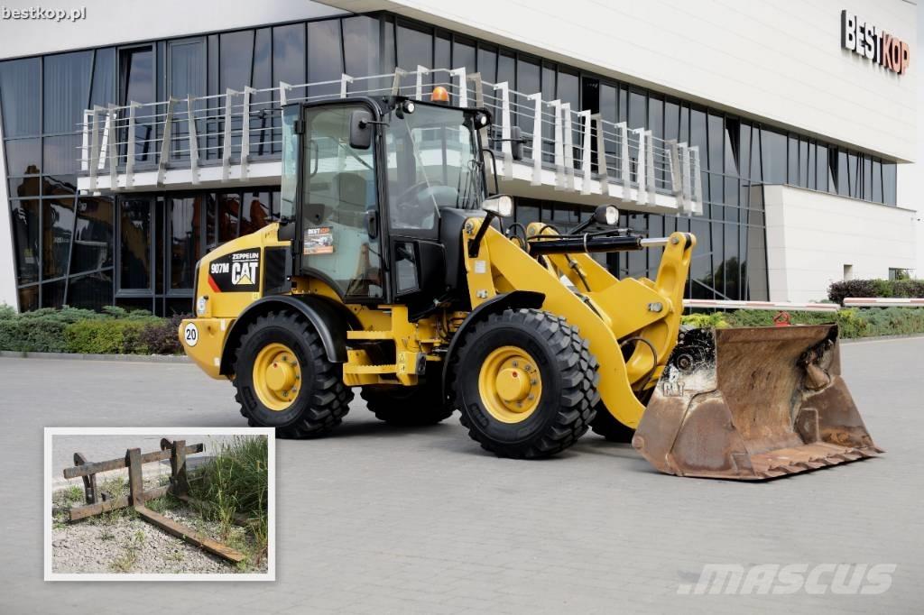 CAT 907 M Naudoti ratiniai krautuvai