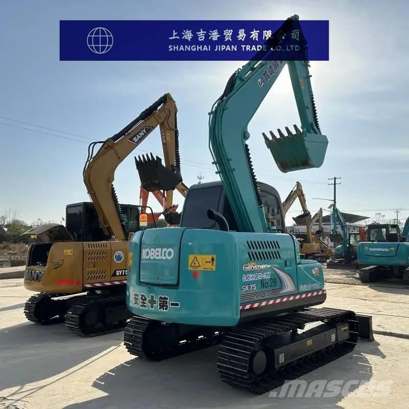 Kobelco SK 75 Vidutinės galios ekskavatoriai 7-12 t