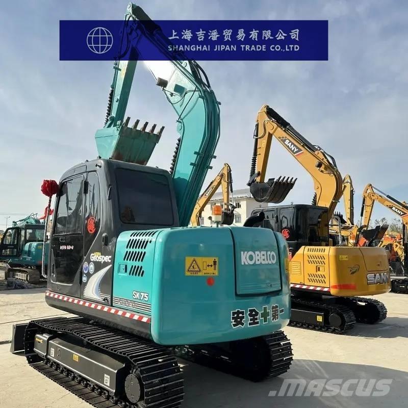 Kobelco SK 75 Vidutinės galios ekskavatoriai 7-12 t