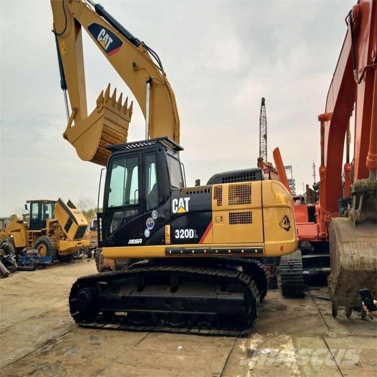 CAT 325 D L Vikšriniai ekskavatoriai