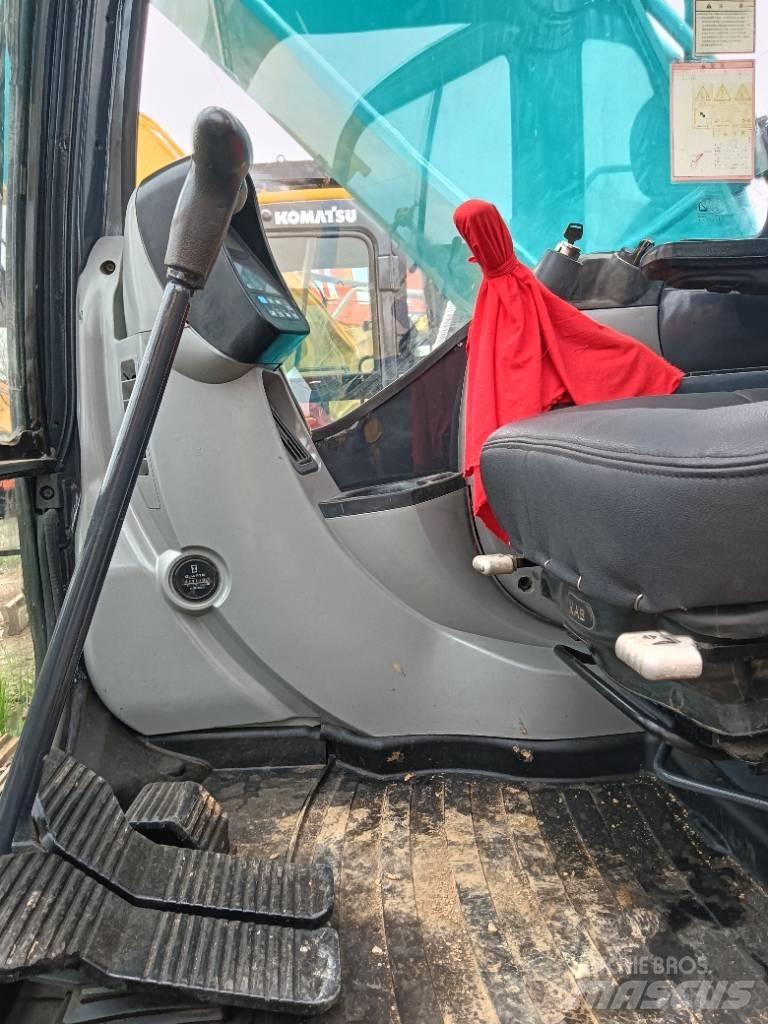 Kobelco SK 200 Vidutinės galios ekskavatoriai 7-12 t