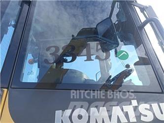 Komatsu WA270-7 Naudoti ratiniai krautuvai