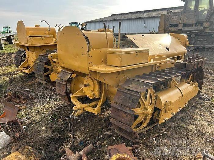 CAT D2 - Vikšriniai buldozeriai