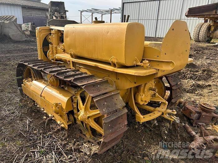 CAT D2 - Vikšriniai buldozeriai