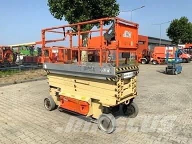 JLG 2646 ES Žirkliniai keltuvai