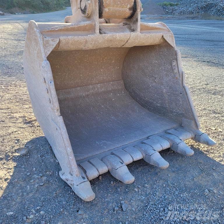 Volvo EC240BLC Vikšriniai ekskavatoriai