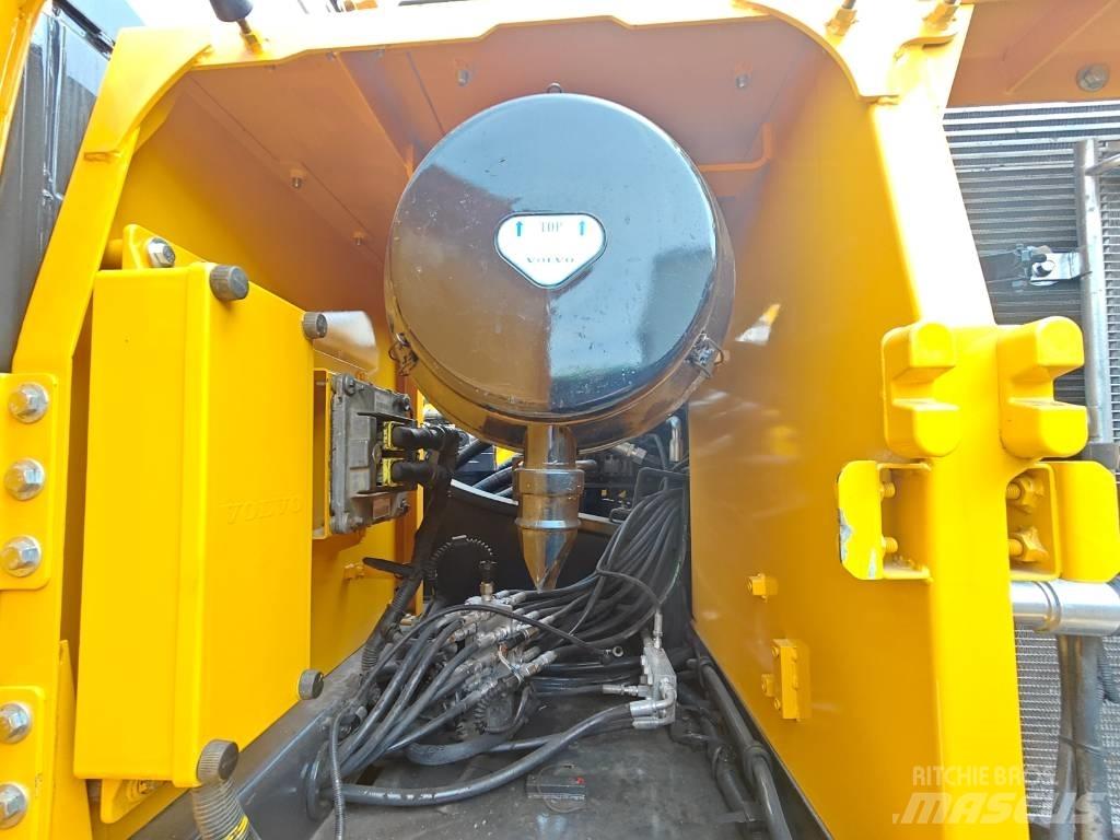 Volvo EC 250 D L Vikšriniai ekskavatoriai