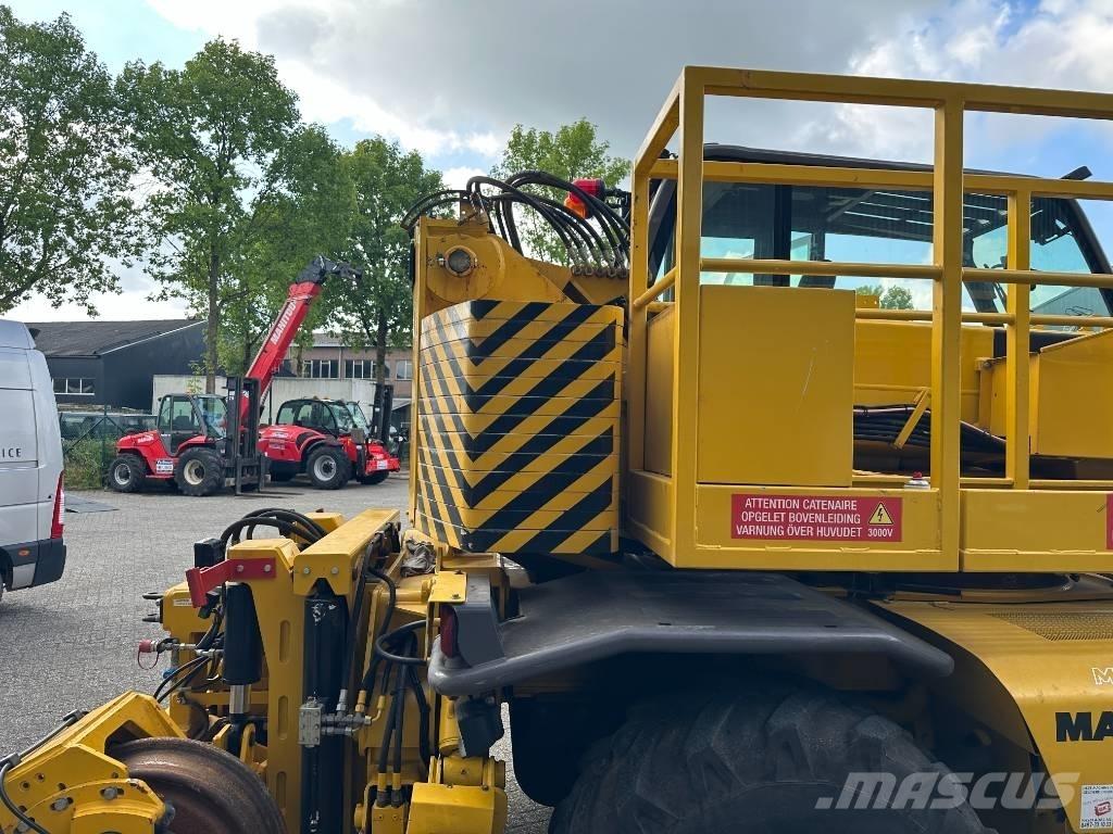Manitou Manirail Teleskopiniai krautuvai