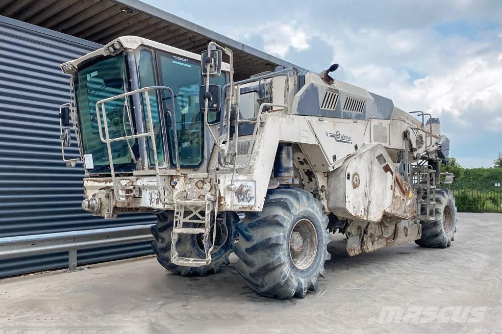 Wirtgen WR 240 Asfalto perdirbimo technika
