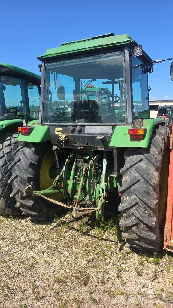 John Deere 2850 Traktoriai