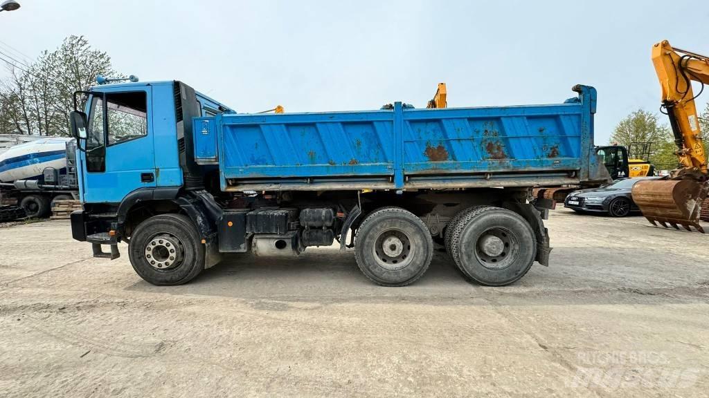 Iveco Magirus 260 Savivarčių priekabų vilkikai