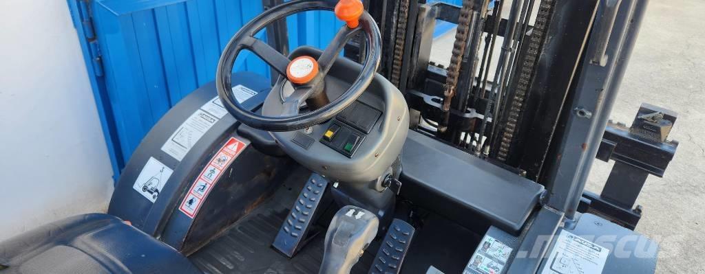 Ausa C 200 H X4 Visureigiai krautuvai
