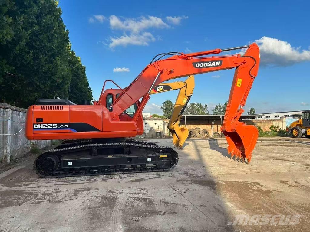 Doosan DH 225 LC-7 Vikšriniai ekskavatoriai