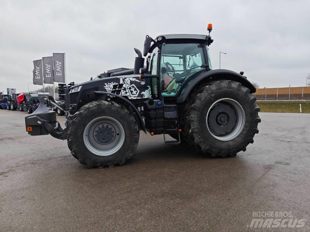 Massey Ferguson 8740 Traktoriai