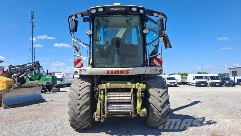 CLAAS 494 Derliaus nuėmimo kombainai