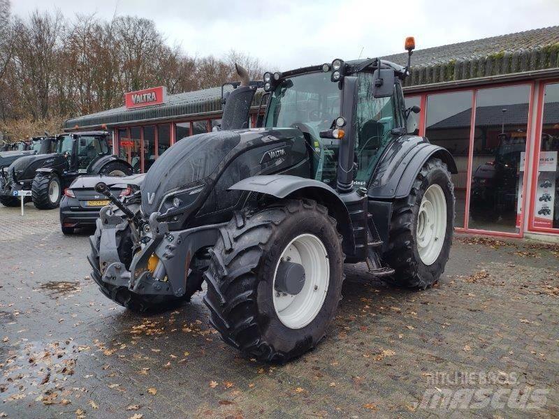 Valtra T 214 D Traktoriai